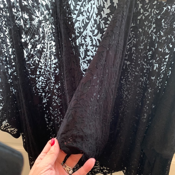 Blk burnout style jacket/cover up. One size. - Picture 3 of 4